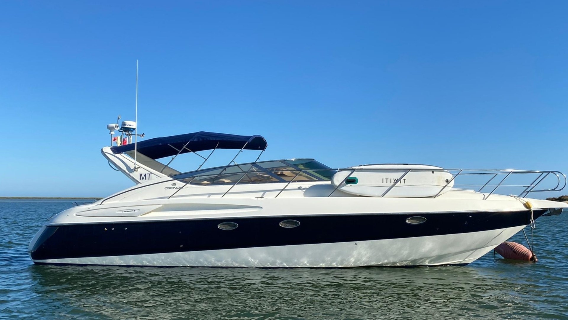 Private Motor Yacht Trip