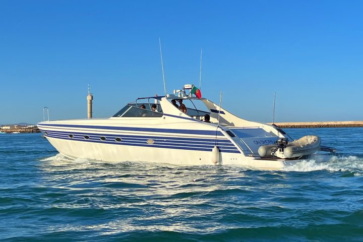 a small boat in a body of water